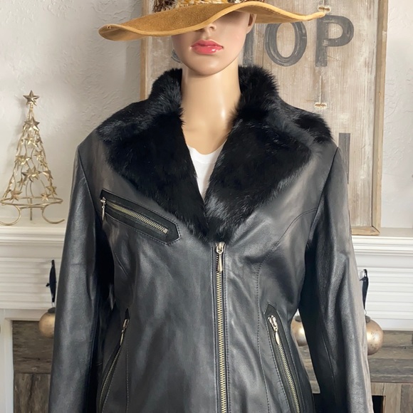 GORGEOUS Harley Davidson Leather & Fur Jacket - Picture 2 of 9